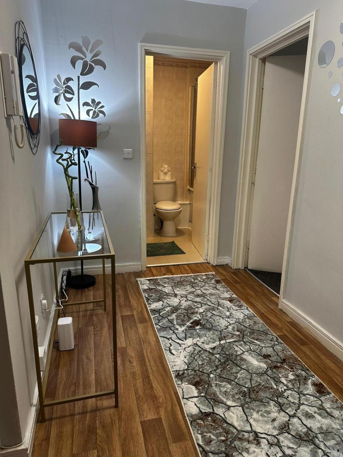 Cosy Private Two Bedroom Apartament In Kensinghton Can Fit Up To 8 Guests London Ngoại thất bức ảnh